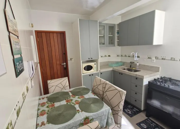 Lindo apartamento de temporada na praia do Forte